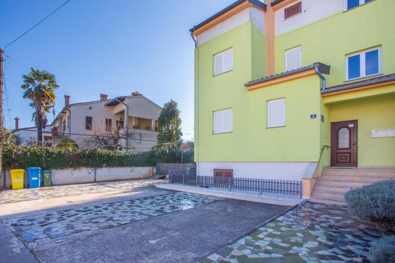 Apartment Mauro Poreč Exterior foto